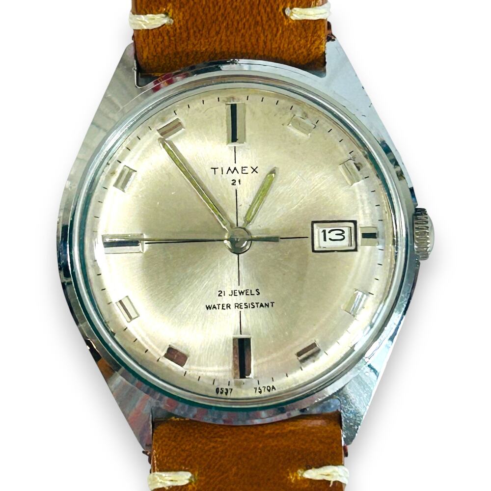 Timex 21 Jewel 34mm Mens Watch 1970 Manual Wind Runs Great
